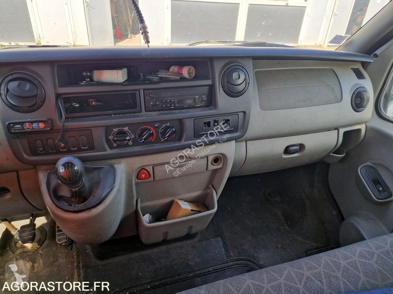 عربة نفعية Renault