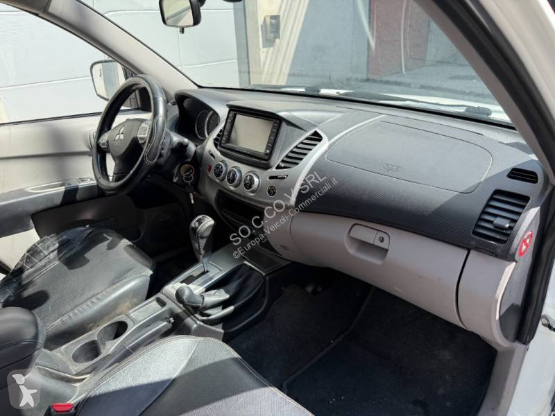 Furgoneta Mitsubishi