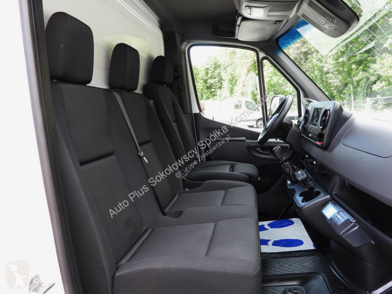 Коммерческий автомобиль Mercedes 25OXER
