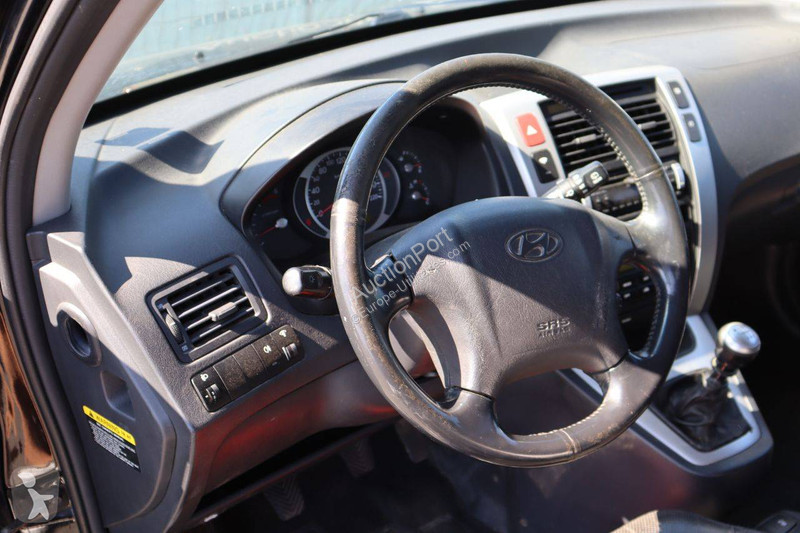 عربة نفعية Hyundai