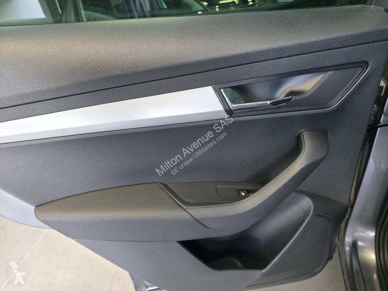 عربة نفعية Skoda KAROQ 2.0 TDI SCR - 116 - BV...