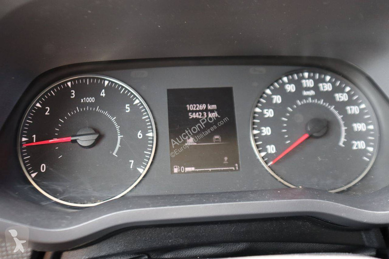Furgoneta Nissan