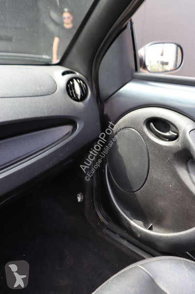 Véhicule utilitaire Ford StreetKa Ka