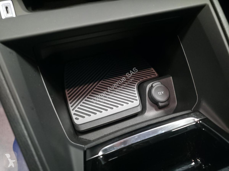 Véhicule utilitaire Citroën C4 X ë-136  E-Séries