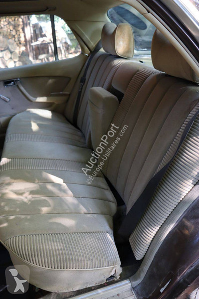Véhicule utilitaire Mercedes SEL