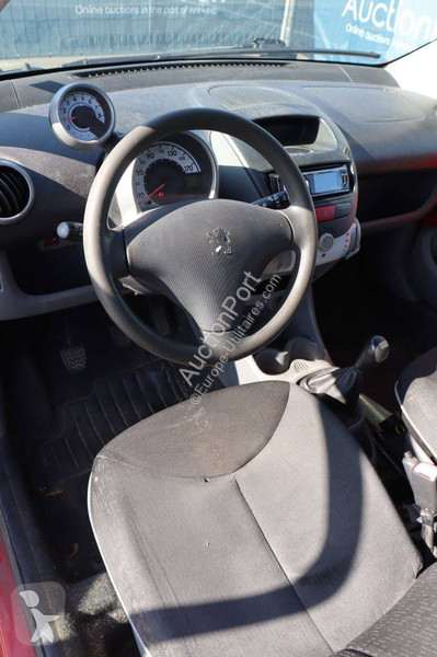 Véhicule utilitaire Peugeot