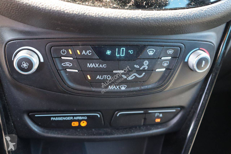 Véhicule utilitaire Ford  B-MAX
