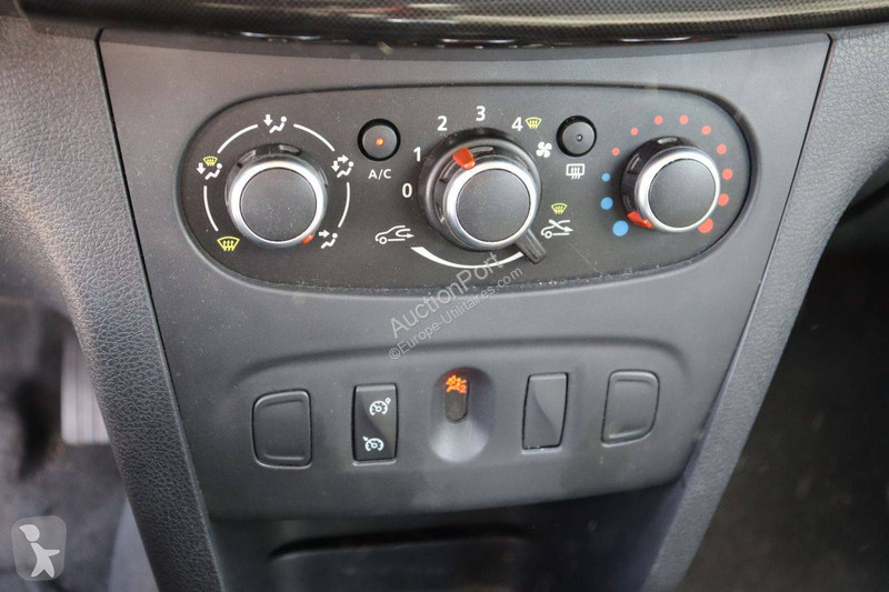 Véhicule utilitaire Dacia