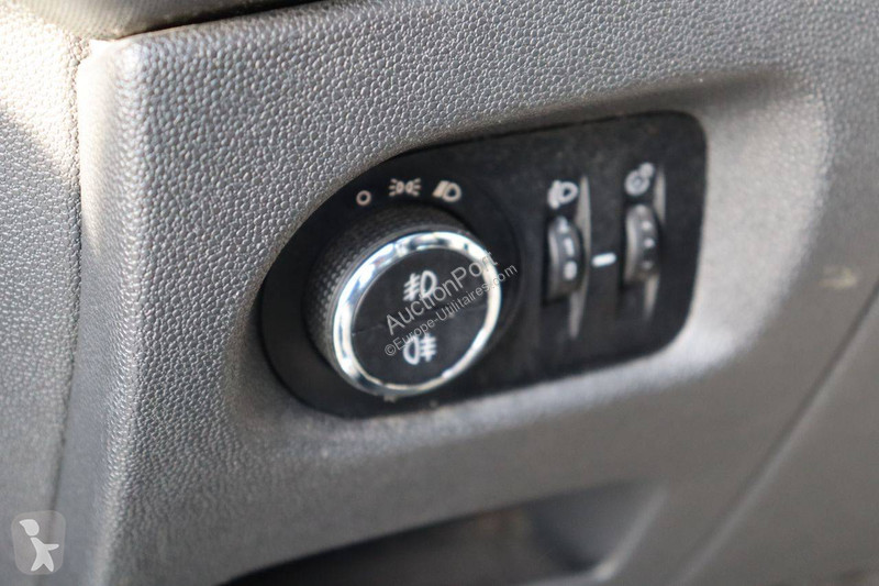 Véhicule utilitaire Opel