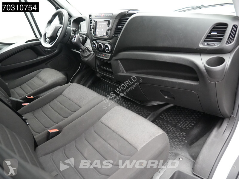 Furgoneta Iveco 35S16 Ladebordwand Automatik...