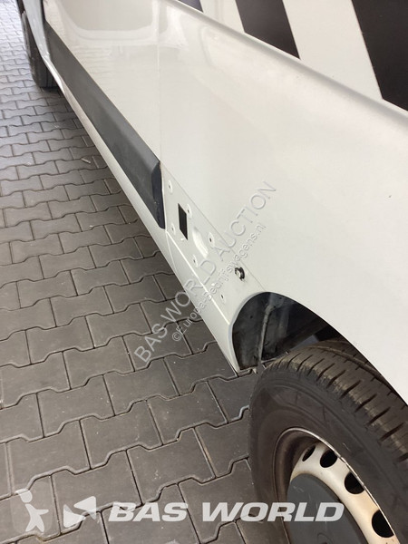 Furgoneta Renault 135PK