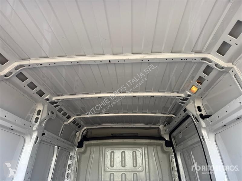 Комерційні автомобілі Fiat 2.2 Mjet