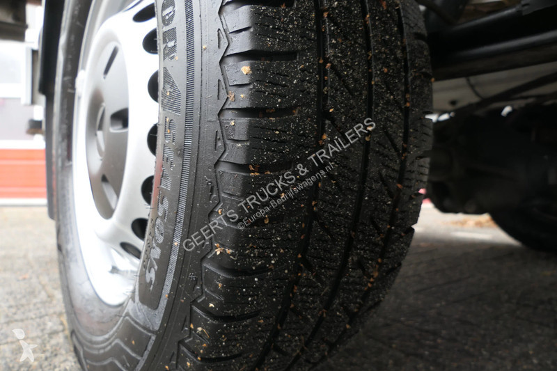 Лекотоварен автомобил Mercedes 314 CDi | XARIOS...