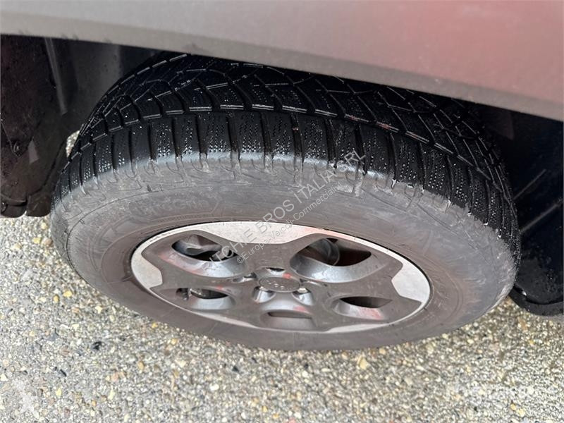 Furgoneta Jeep 4WD SUV