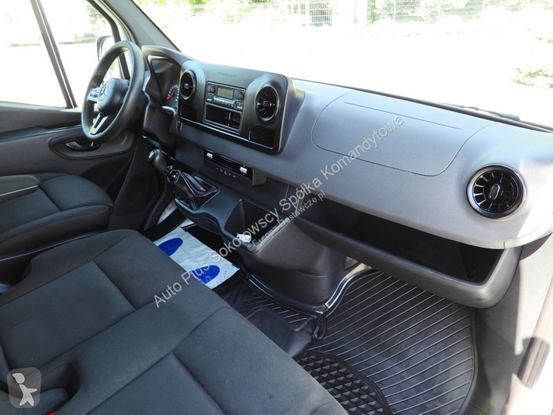Коммерческий автомобиль Mercedes 316