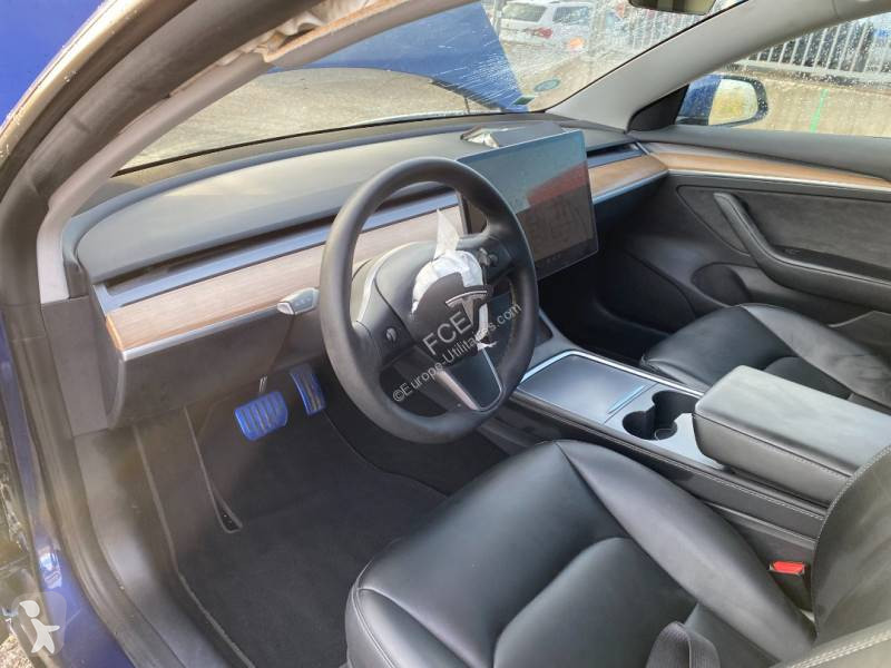 Véhicule utilitaire Tesla