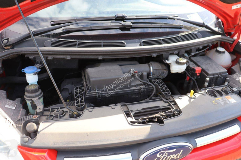 Véhicule utilitaire Ford