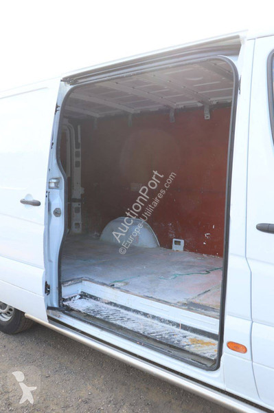 Véhicule utilitaire Mercedes 906 KA 35 SPRINTER...