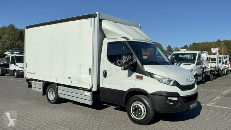 Iveco 70C18 V H van