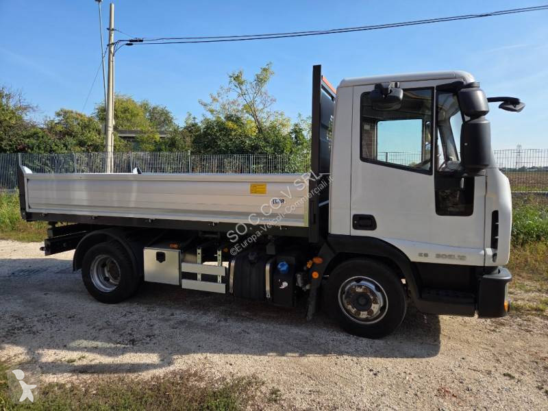 Iveco 80 E 19 van