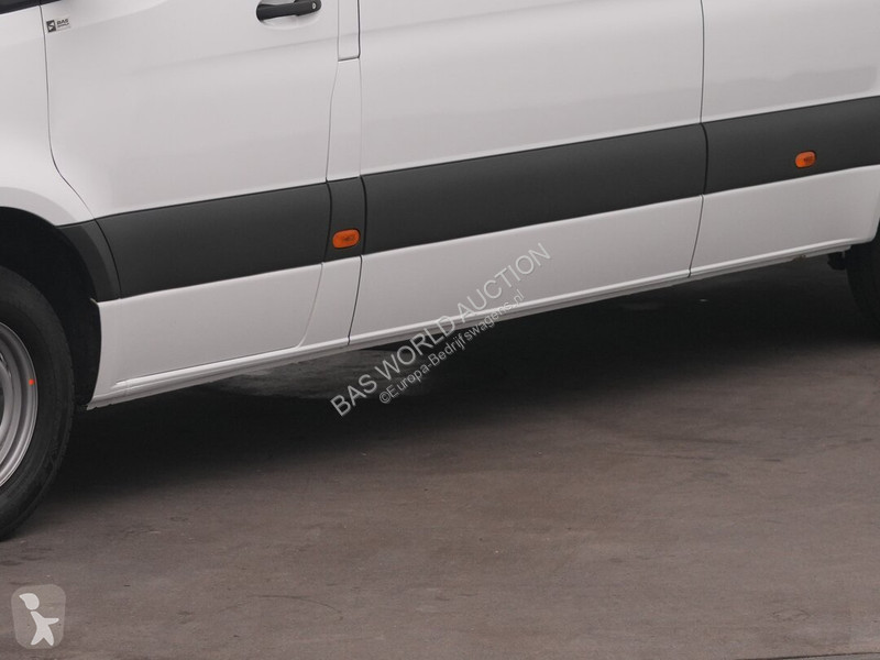 Mercedes 315 CDI van