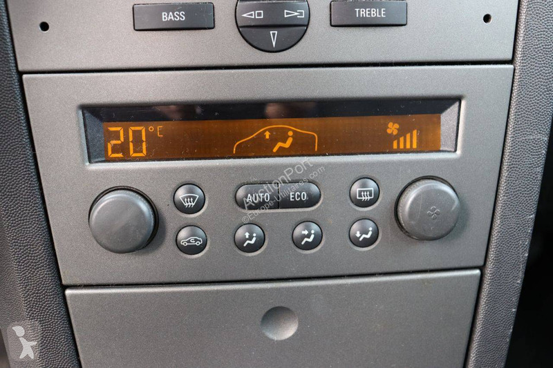 Véhicule utilitaire Opel