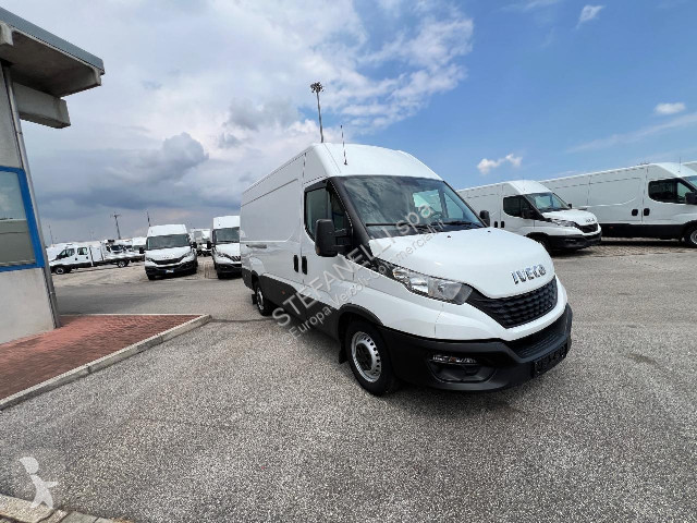 Veicolo commerciale Iveco DAILY 35S16 V