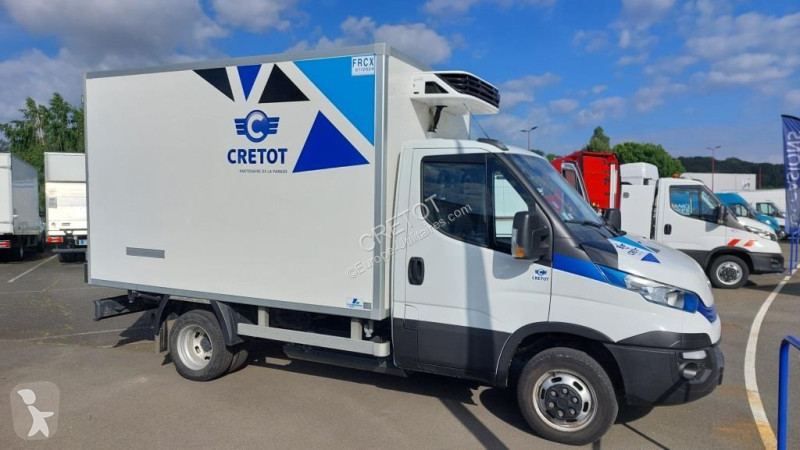 Véhicule utilitaire Iveco 40C14