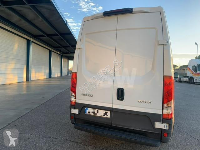 Furgoneta Iveco 35S16