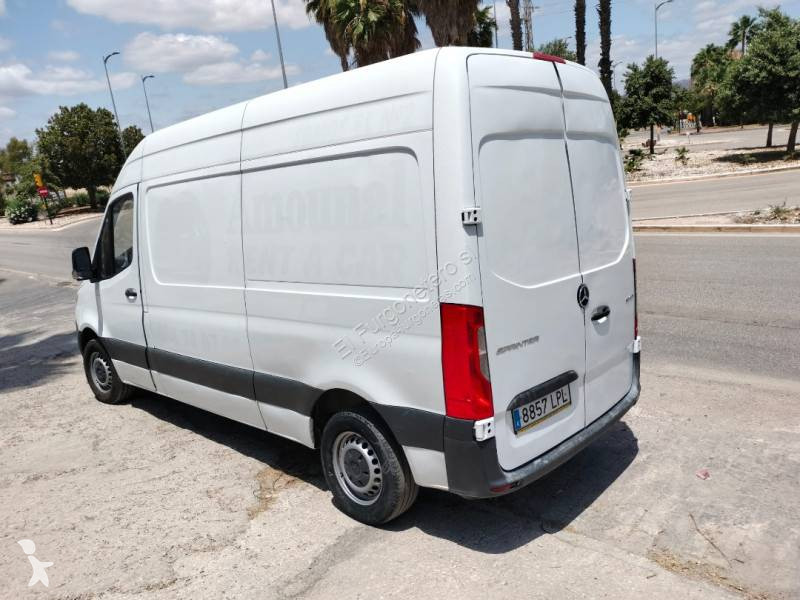 Véhicule utilitaire Mercedes