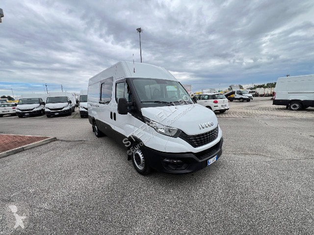 Autoutilitară Iveco DAILY 35S16 V 7 posti