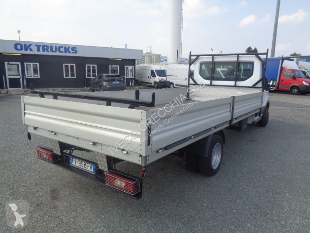 Véhicule utilitaire Ford TRANSIT