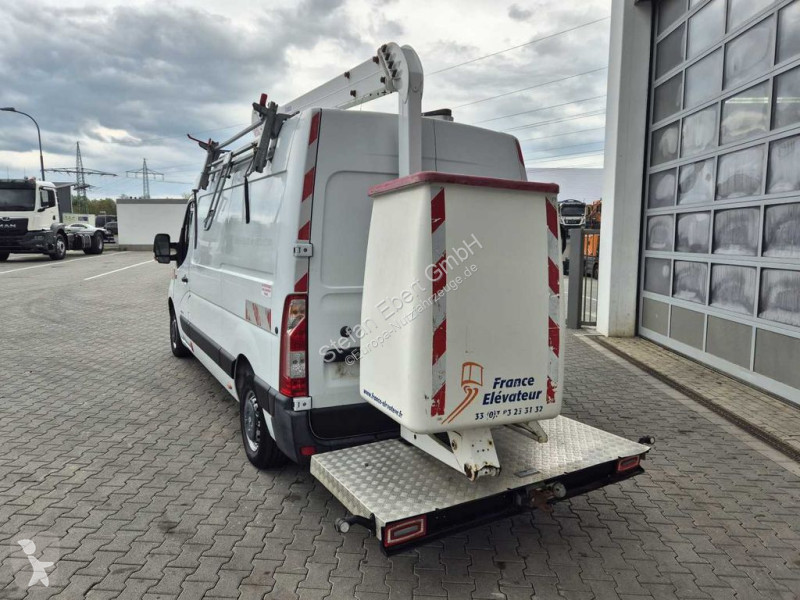 Varevogn Renault 2.3 dCi / France Elevateur...