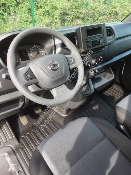 Furgoneta Nissan