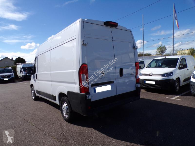 Véhicule utilitaire Peugeot L2H2 HDI 140 ASPHALT