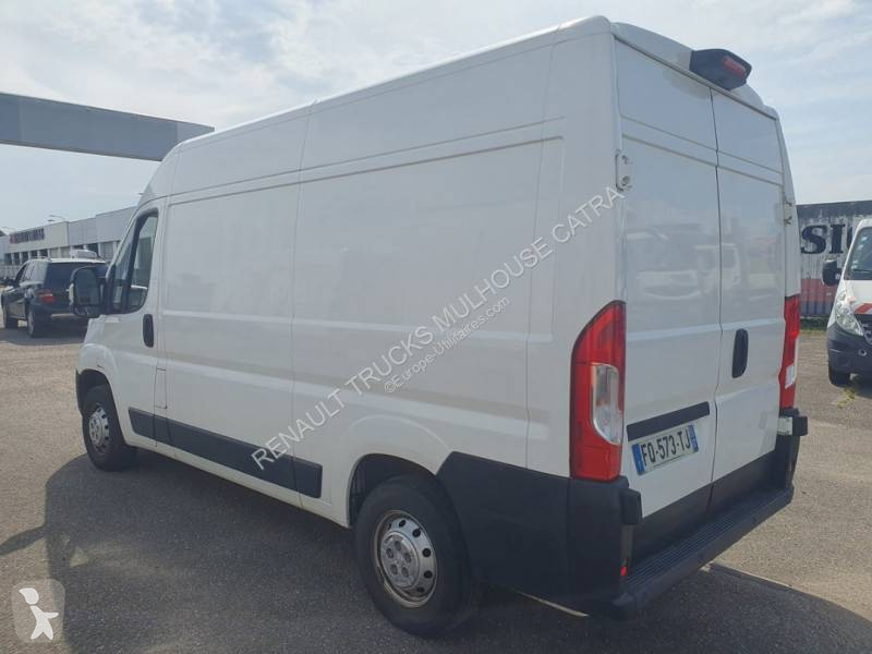 Véhicule utilitaire Peugeot