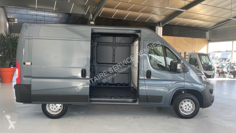 Veículo utilitário Peugeot 3.5T L2H2 BLUEHDI...
