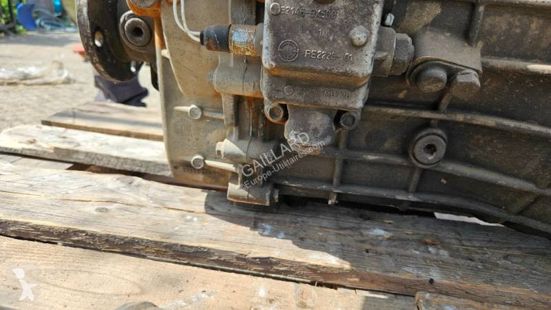 Véhicule utilitaire Nissan