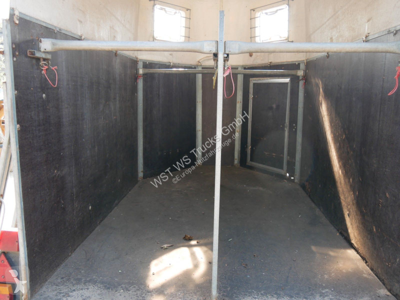 مقطورة  Holz Poly  2 Pferde