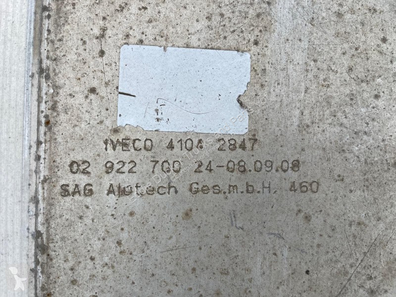Nyttofordon Iveco 41042847 BRANDSTOFTANK 700...