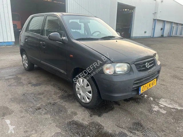Autoutilitară Suzuki 1.0 - 16V , 5 drs. ,...