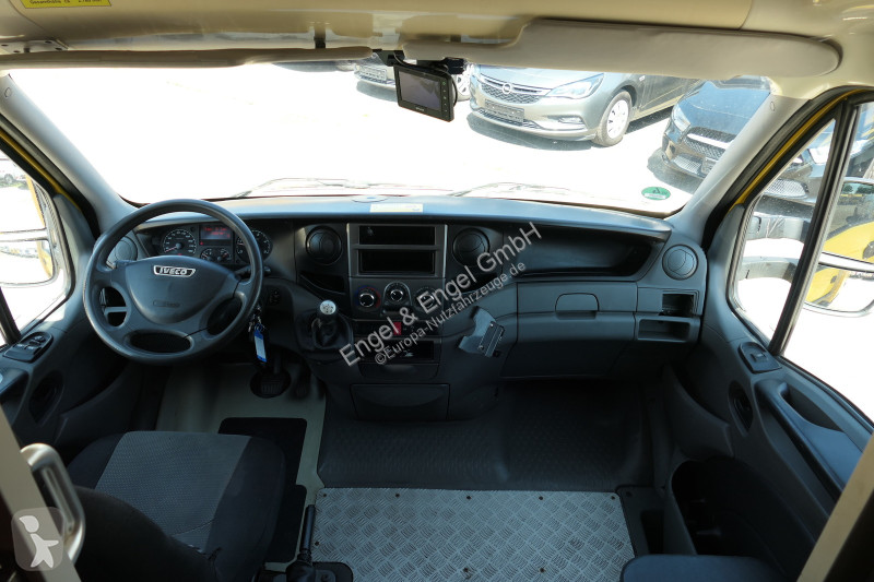 Furgoneta Iveco Daily 35 S11 C30C AUTOMATIK...