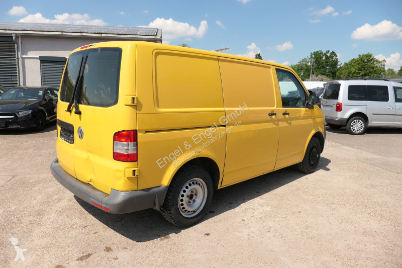Autoutilitară Volkswagen T5 Transporter 2.0 TDI...