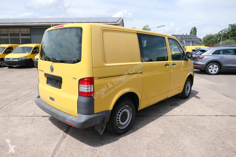 Autoutilitară Volkswagen T5 Transporter 2.0 TDI...