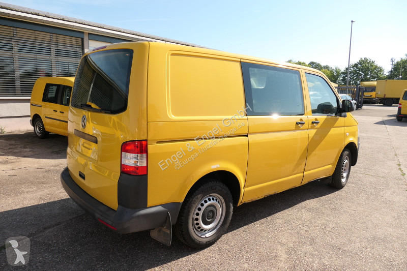 Autoutilitară Volkswagen T5 Transporter 2.0 TDI...