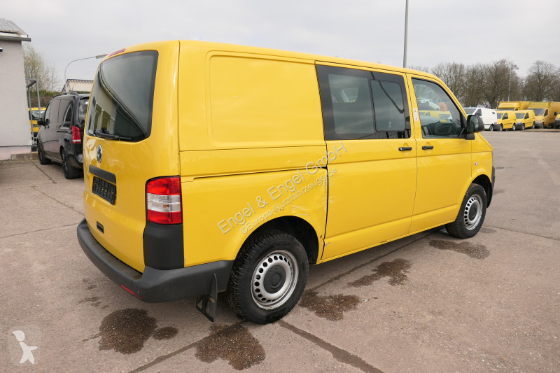 Véhicule utilitaire Volkswagen T5 Transporter...