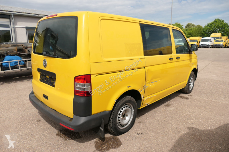 Véhicule utilitaire Volkswagen T5 Transporter...