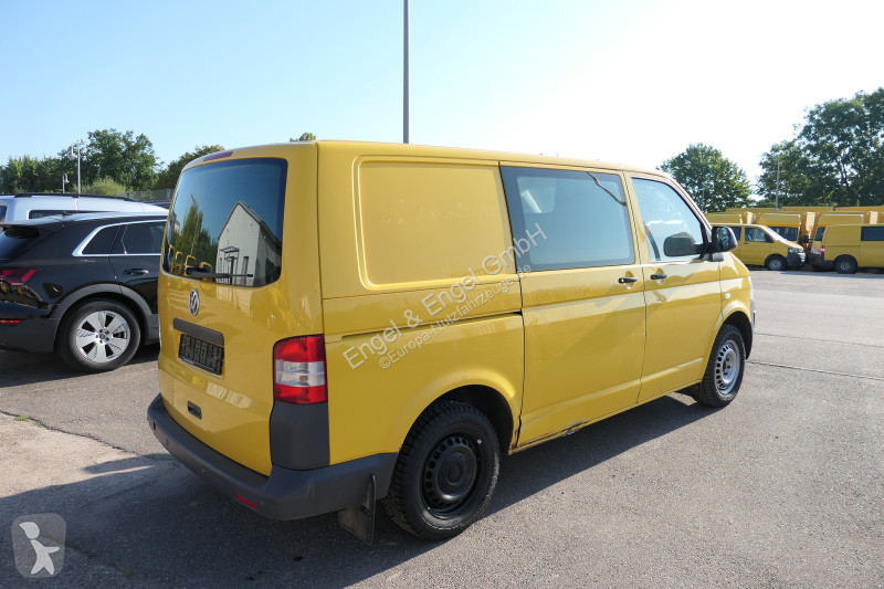 Véhicule utilitaire Volkswagen T5 Transporter...