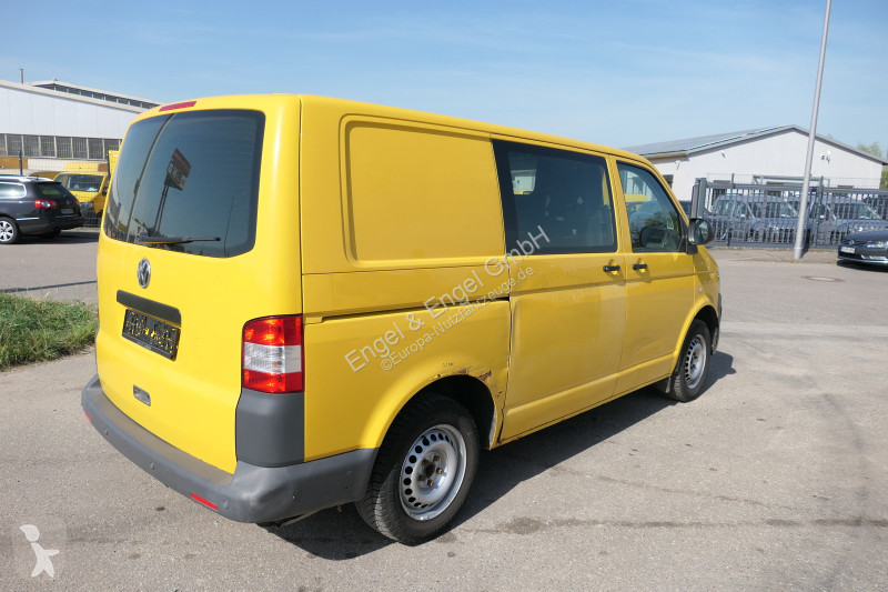 Véhicule utilitaire Volkswagen T5 Transporter...