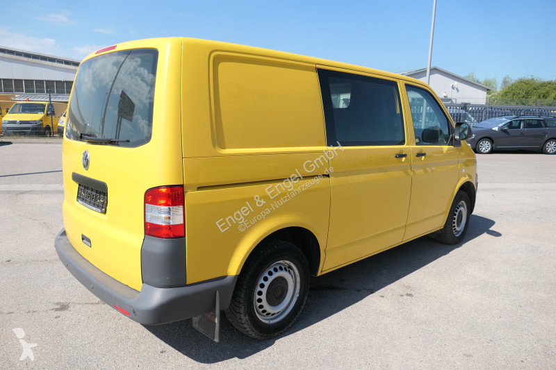 Autoutilitară Volkswagen T5 Transporter 2.0 TDI...